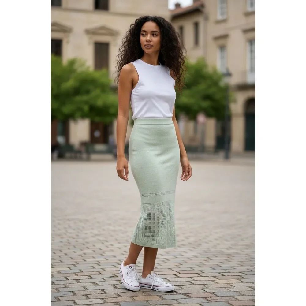 No Name Brand Cashmere Skirt in Mint NWT Size Medium